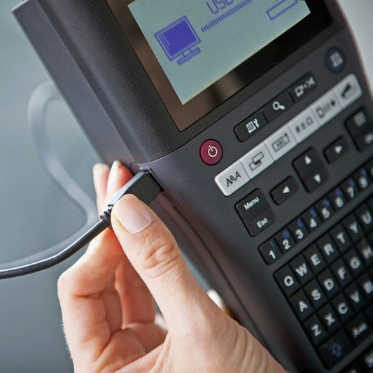 מכשיר ליצירת מדבקות BROTHER PTH500zu1